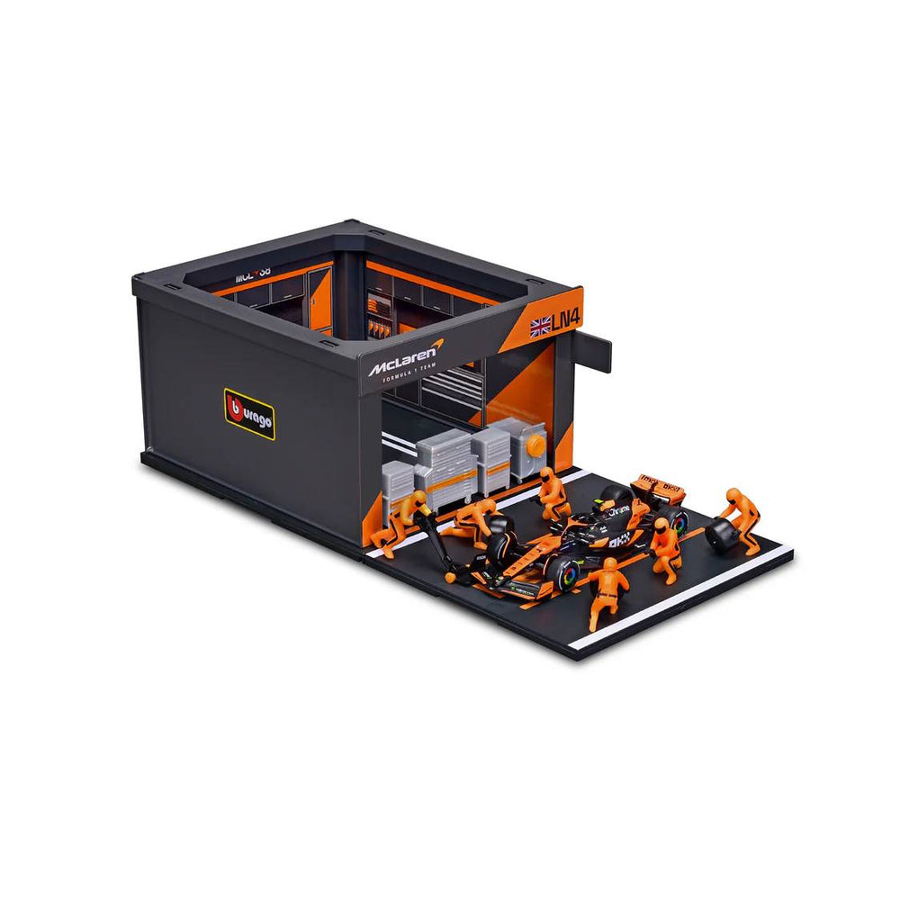 Bburago 1:43 F1 Mclaren Mcl38 2024 Pit Pass Diorama Norris