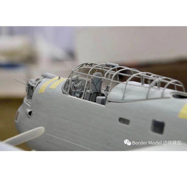 Border Model BF-010 Avro Lancaster B. Mark I/III 1:32 Bomber Model Kit