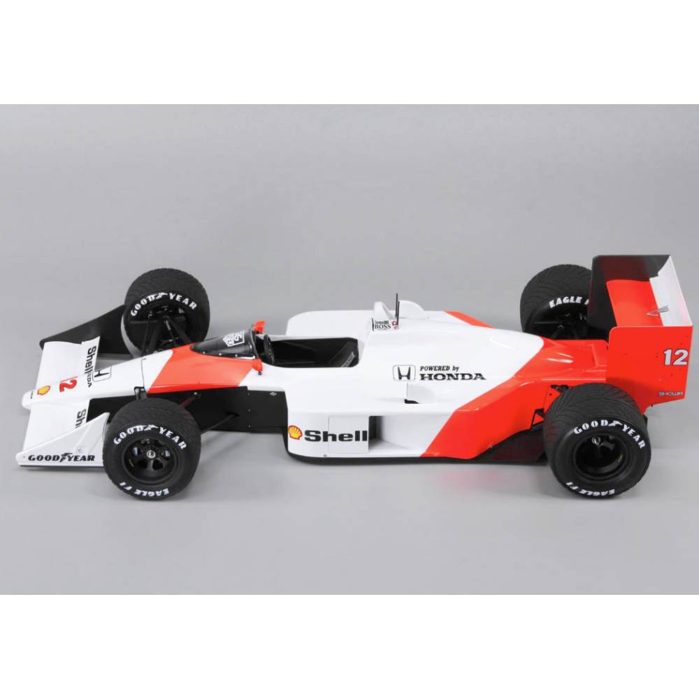 Beemax 12002 McLaren MP4/4 Ayton Senna F1 Car 1:12 Model Kit