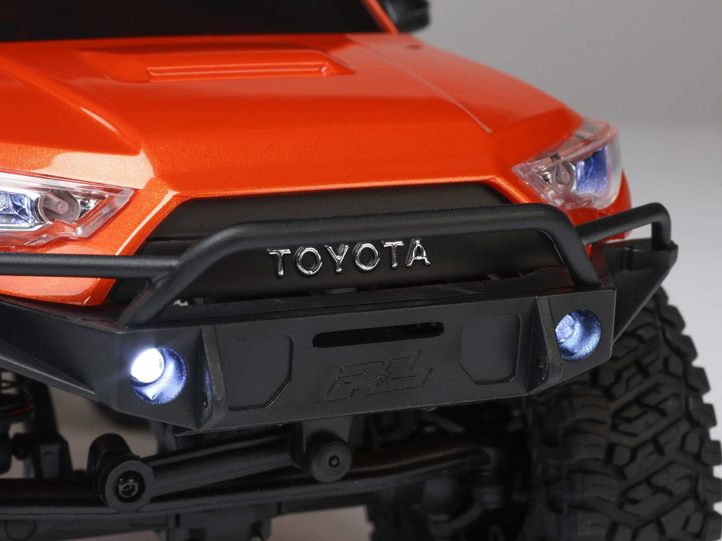 Axial 1/24 SCX24 Toyota 4Runner 4WD Rock Crawler RTR - Orange