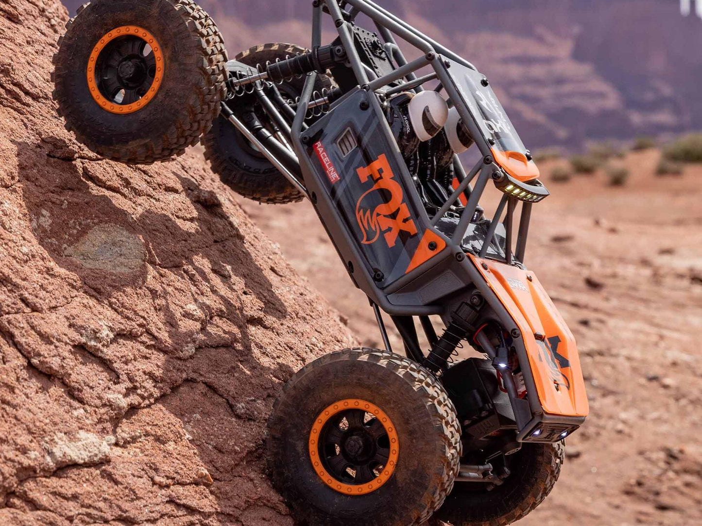 Axial Capra Trail Buggy Unlimited 4WD RTR RC Cralwer 1/18 UTB18 Grey & Orange