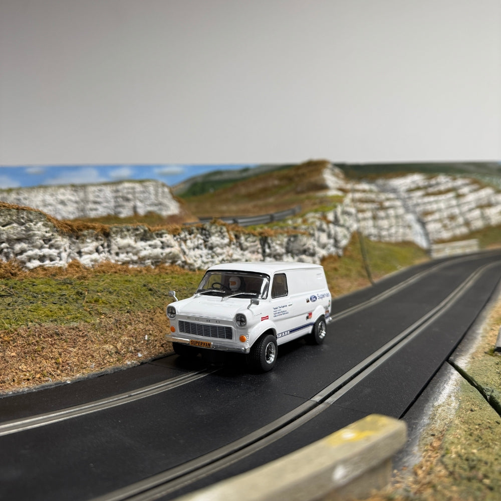 Scalextric C4650 Ford Transit Supervan 1:32 Slot Car