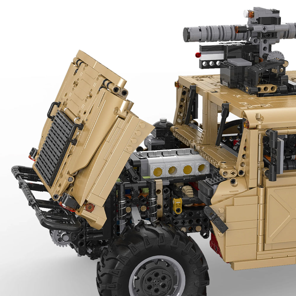 CaDA Humvee Off-Road Army Truck 1:8 Brick Model 3935pcs 61036W