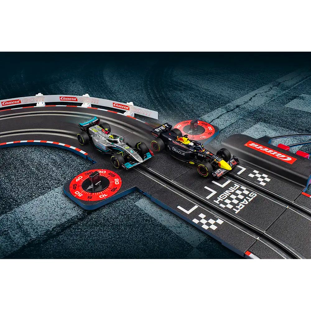 Carrera GO!!! Max Performance 2022 F1 Slot Car Set - Hamilton/Verstappen (6.3m)