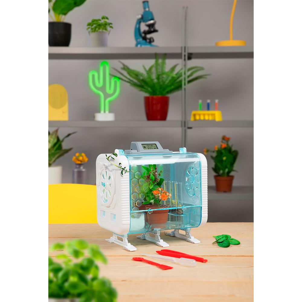 Clementoni Science & Play: Smart-Tech Greenhouse - STEM Toy Age 8+