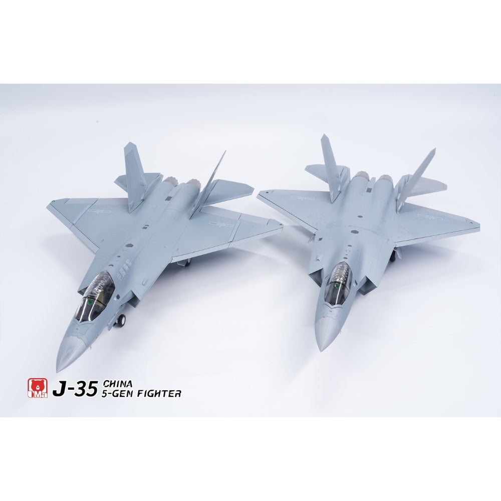 UMa Model D7001 J-35A & J-35 Chinese Fighter Twin Pack 1:72 Model Kit