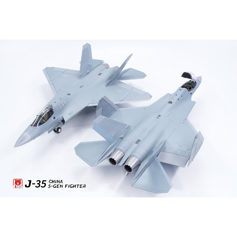 UMa Model D7001 J-35A & J-35 Chinese Fighter Twin Pack 1:72 Model Kit