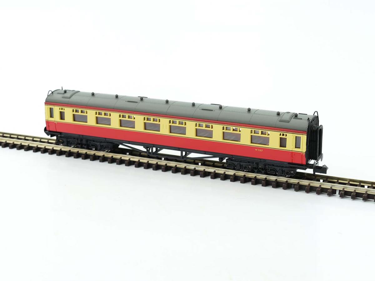 Dapol 2P-000-136  Collett Coach Second BR Crimson/Cream W1137W N Gauge