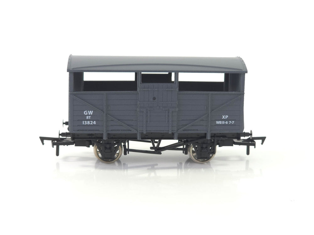 Dapol Cattle Wagon GWR 13824 DA4F-020-003 OO Gauge