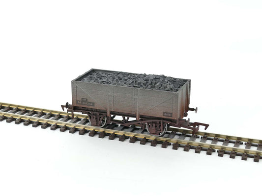 Dapol 5 Plank Wagon BR M318246 Weathered OO Gauge 4F-051-054