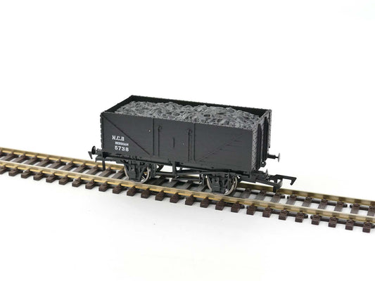 Dapol 7 Plank Wagon Bersham 5738 4F-071-172 OO Gauge