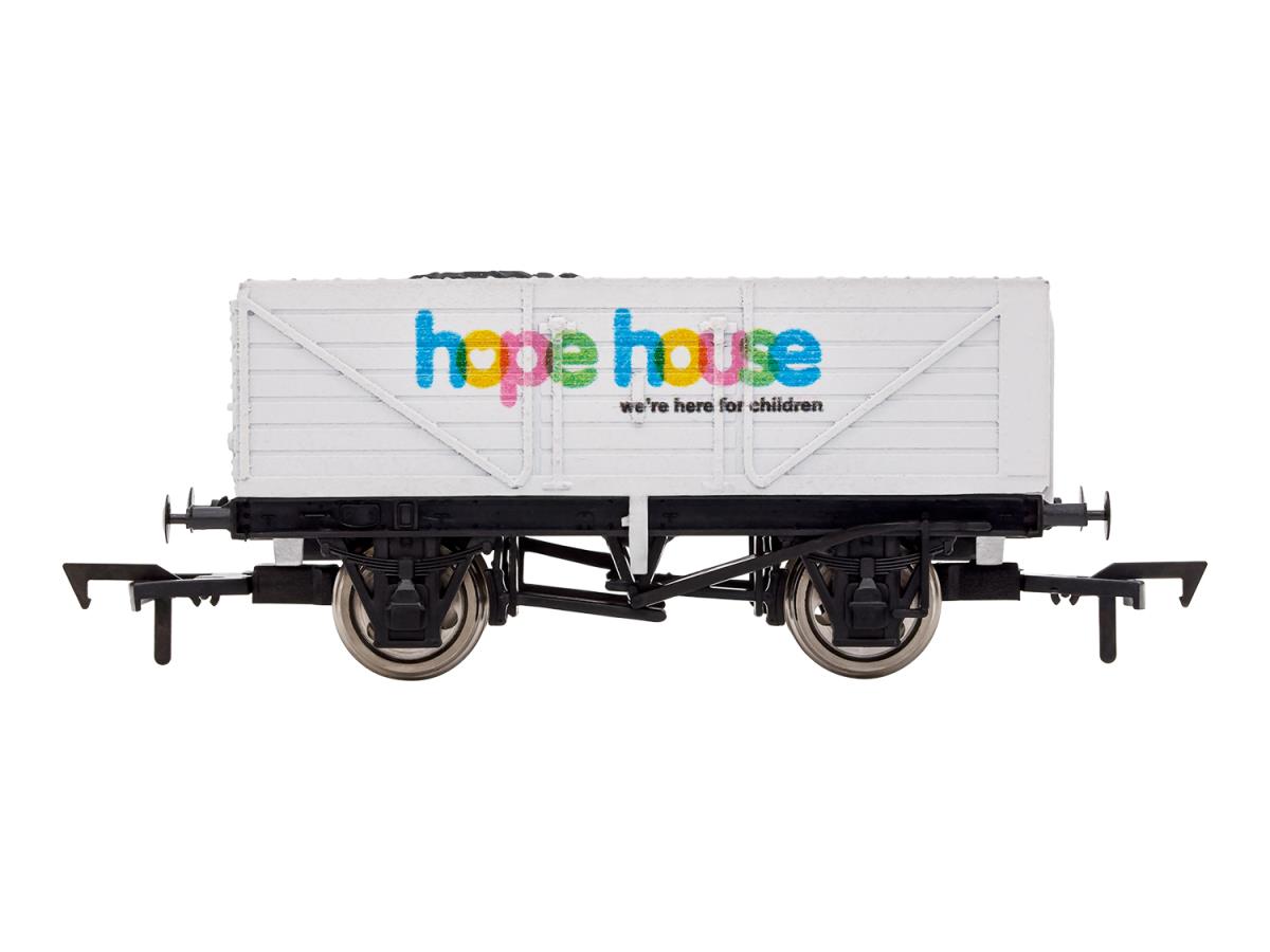 Dapol 7 Plank Wagon Hope House Children's Hospices Weathered 4F-071-191 OO Gauge