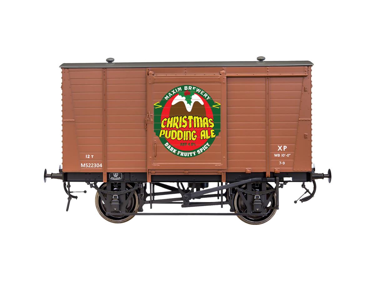 Dapol LMS Standard 12t Van Christmas Pudding Ale DA7F-065-007 O Gauge