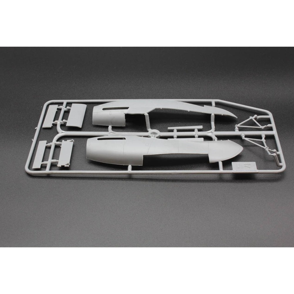 DBMK De Havilland DH.103 Hornet F. Mk.3 1:32 Model Kit DBMK32001