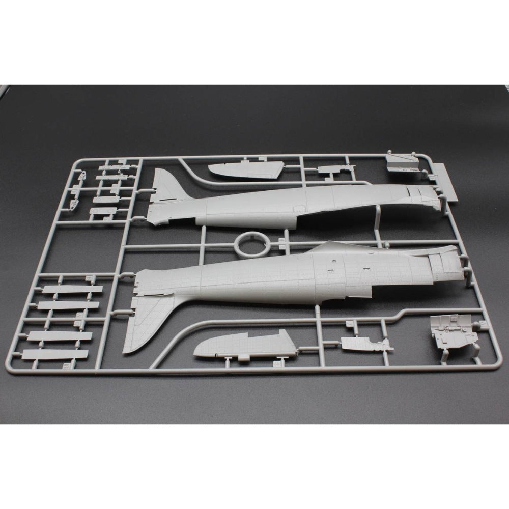 DBMK Hawker Sea Fury FB Mk.11 1:32 Model Kit DBMK32002