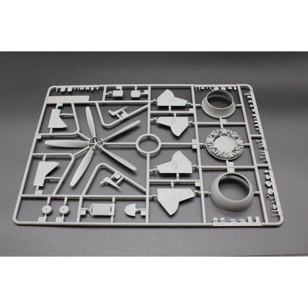 DBMK Hawker Sea Fury FB Mk.11 1:32 Model Kit DBMK32002