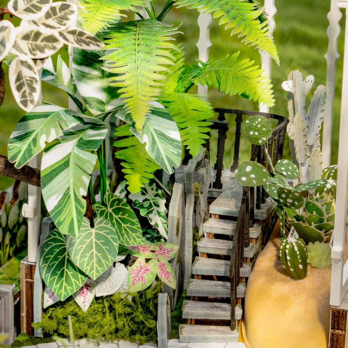 Rolife Oxygen Oasis DIY Miniature House Kit DH102 - image 7