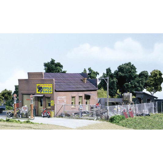 DPM 40600 Harlee & Sons Cycle Shop HO Gauge