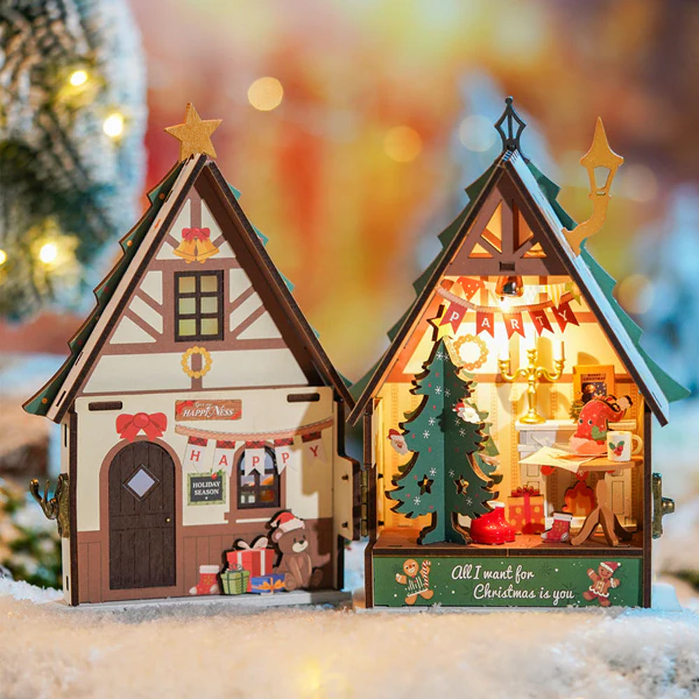 ROBOTIME Rolife Twinkling Christmas House DIY Miniature Dollhouse DS036