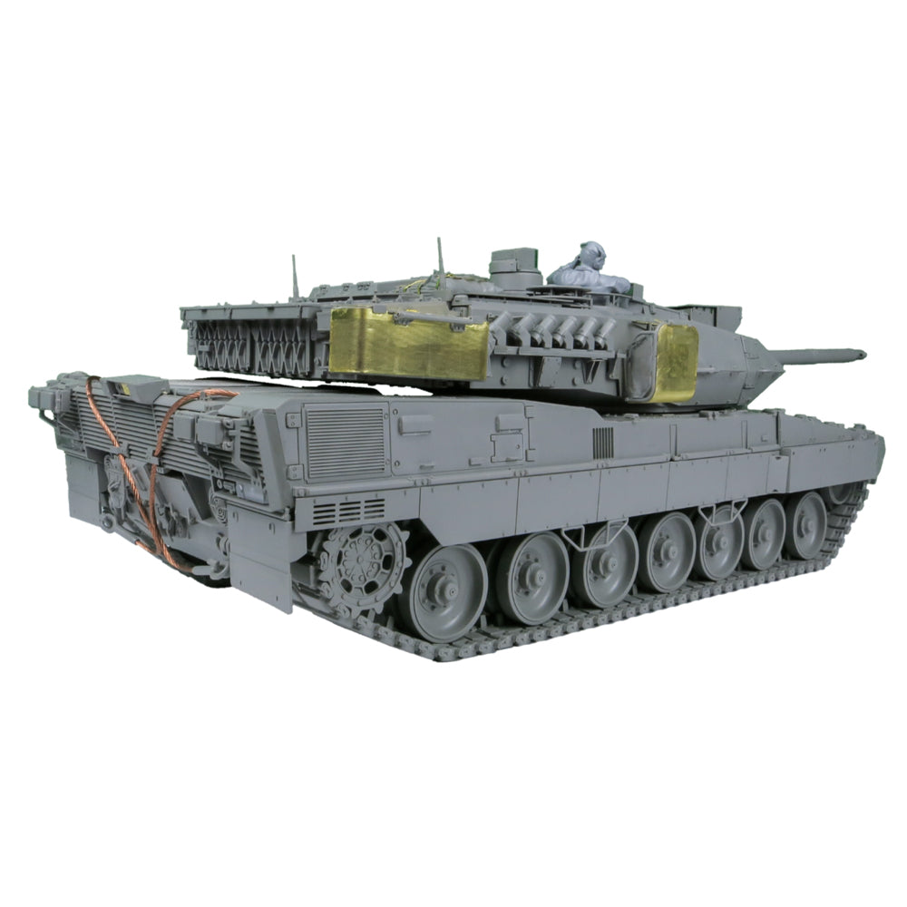 Das Werk 16024 German MBT Leopard 2 A7V 1:16 Model Kit
