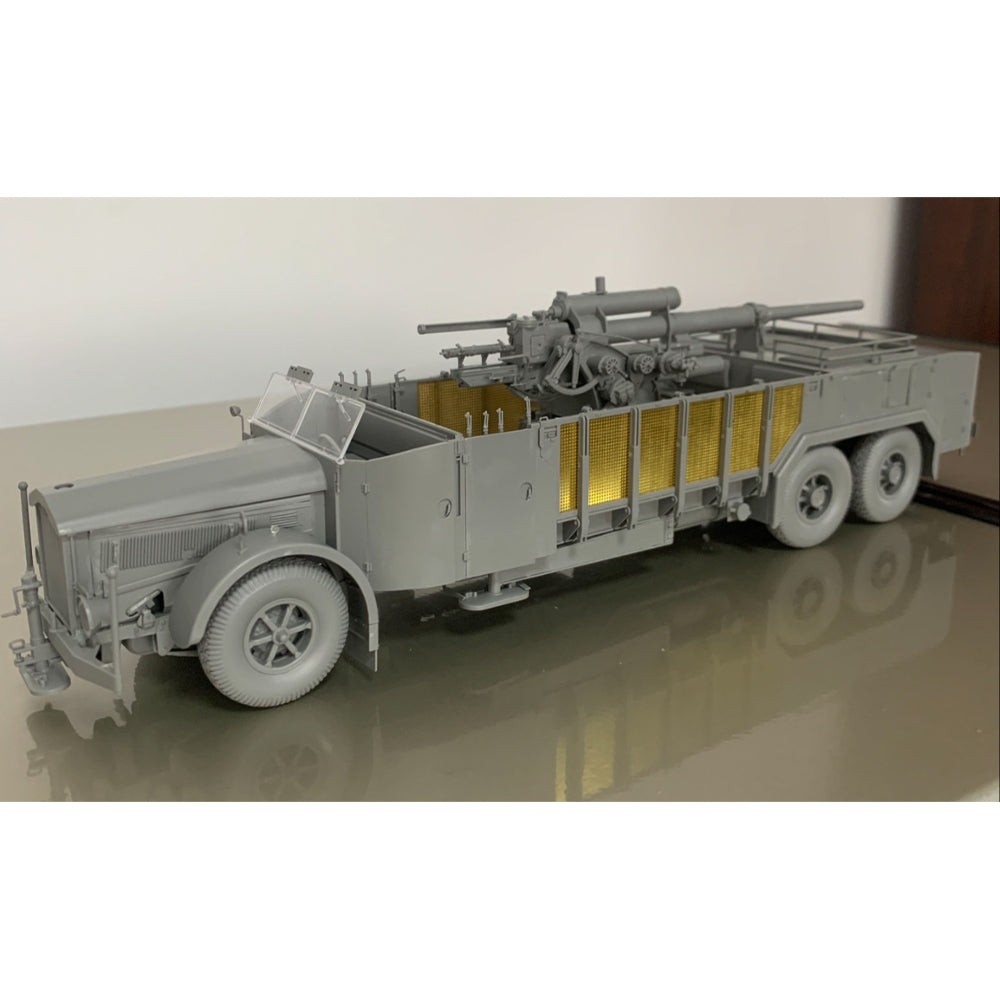 Das Werk 35024 8.8cm Flak auf 9t VOMAG 1:35 Model Kit