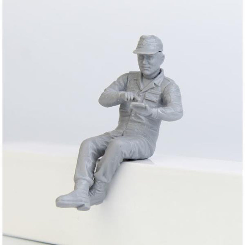 Das Werk 35043 Bundeswehr Vehicle Crews 2-in-1 1:35 Model Kit