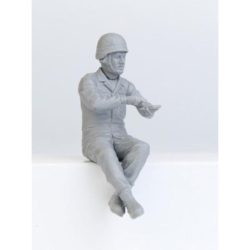 Das Werk 35043 Bundeswehr Vehicle Crews 2-in-1 1:35 Model Kit