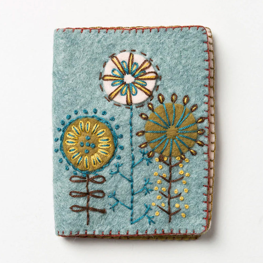 Corinne Lapierre Needle Case Felt Craft Mini Kit