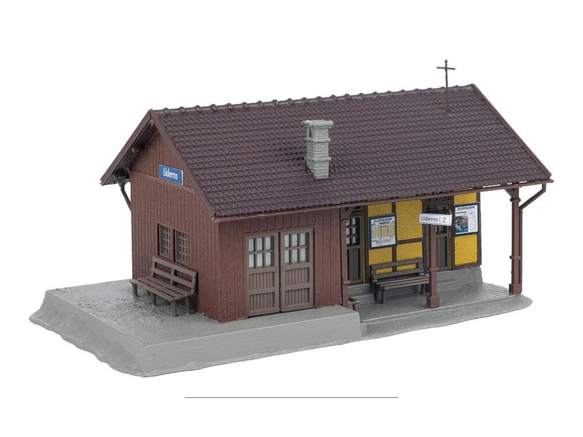 Faller  FA110137 Uderns Railway Station Kit III HO Gauge
