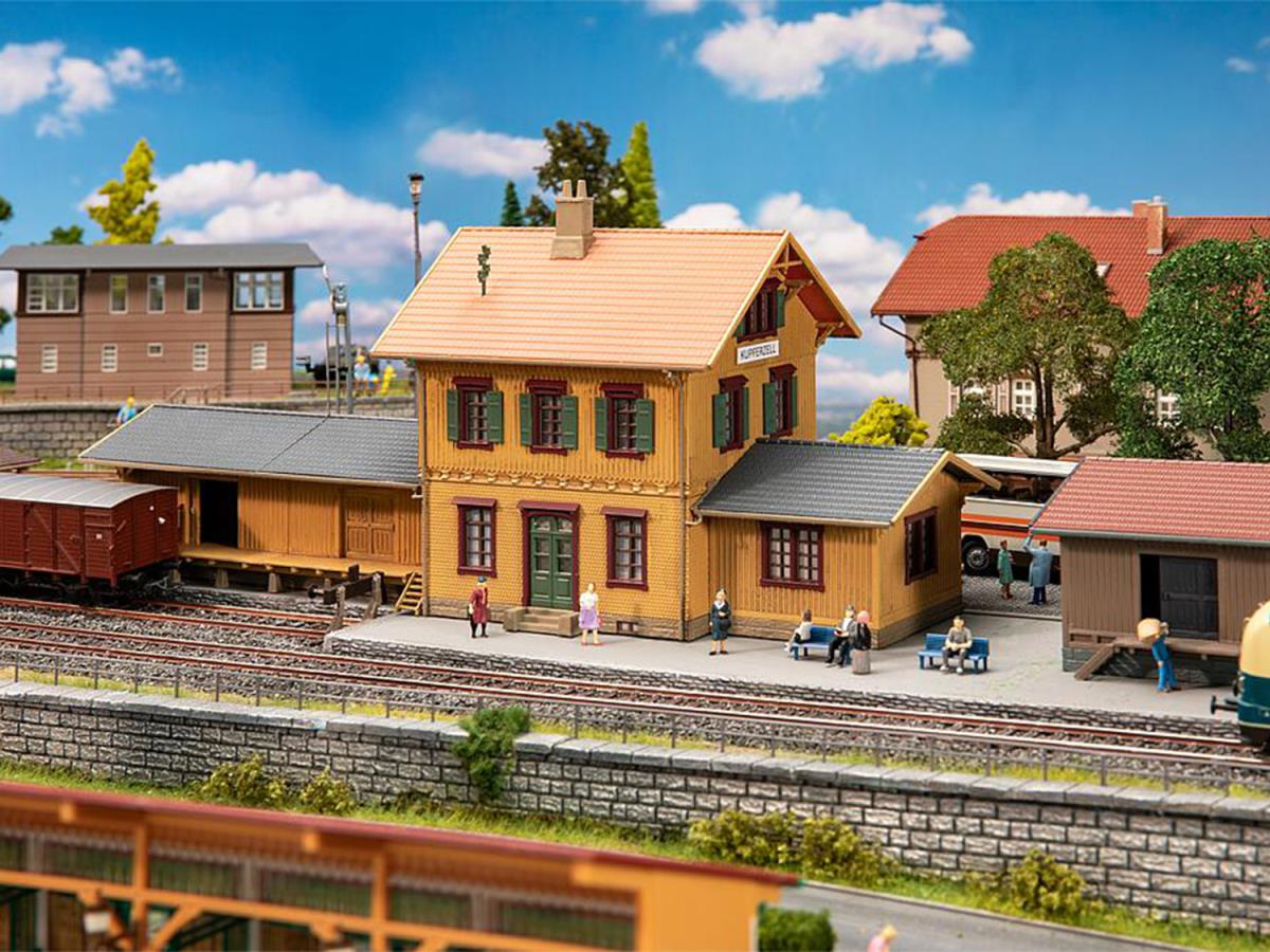 Faller Kupferzell Station Kit I HO Gauge FA110153