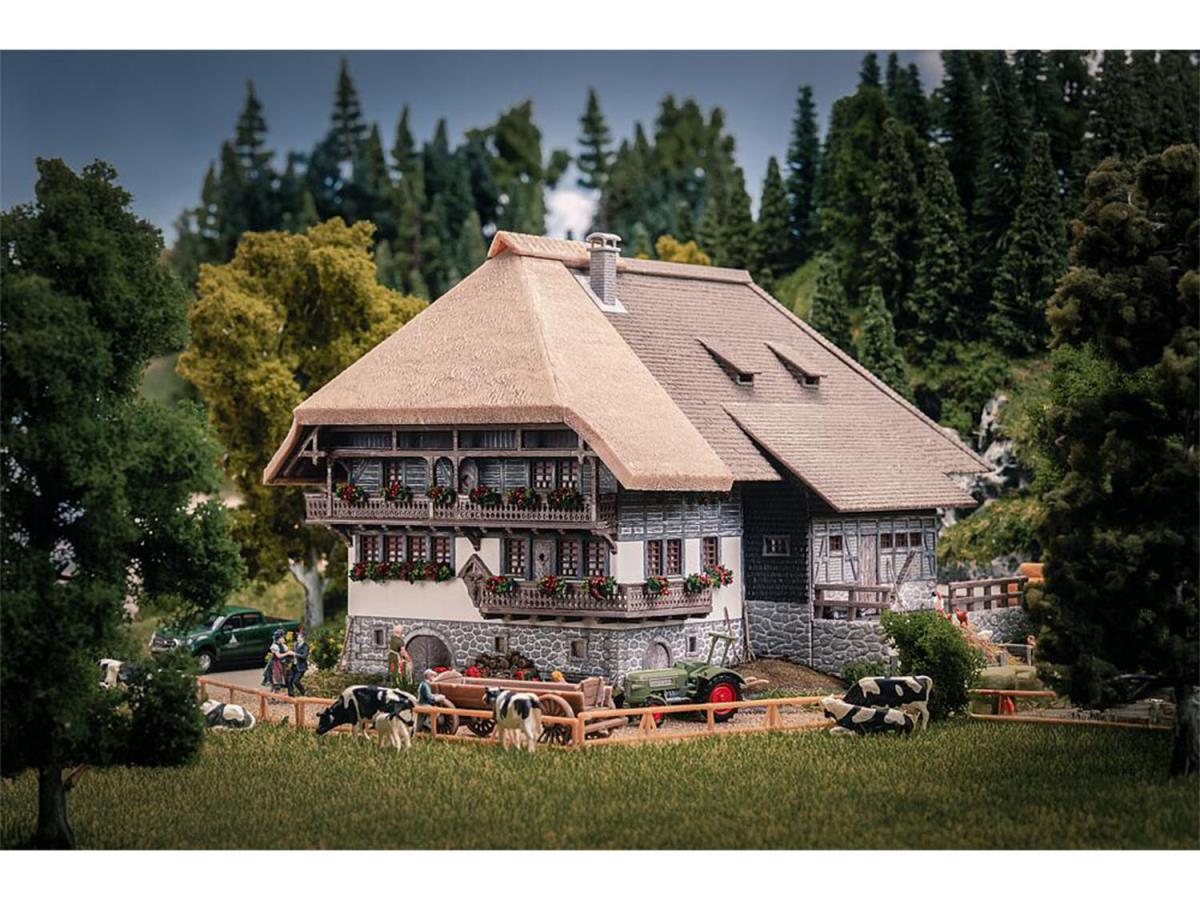 Faller Black Forest Farm w/Figures Anniversary Kit I HO Gauge 130013