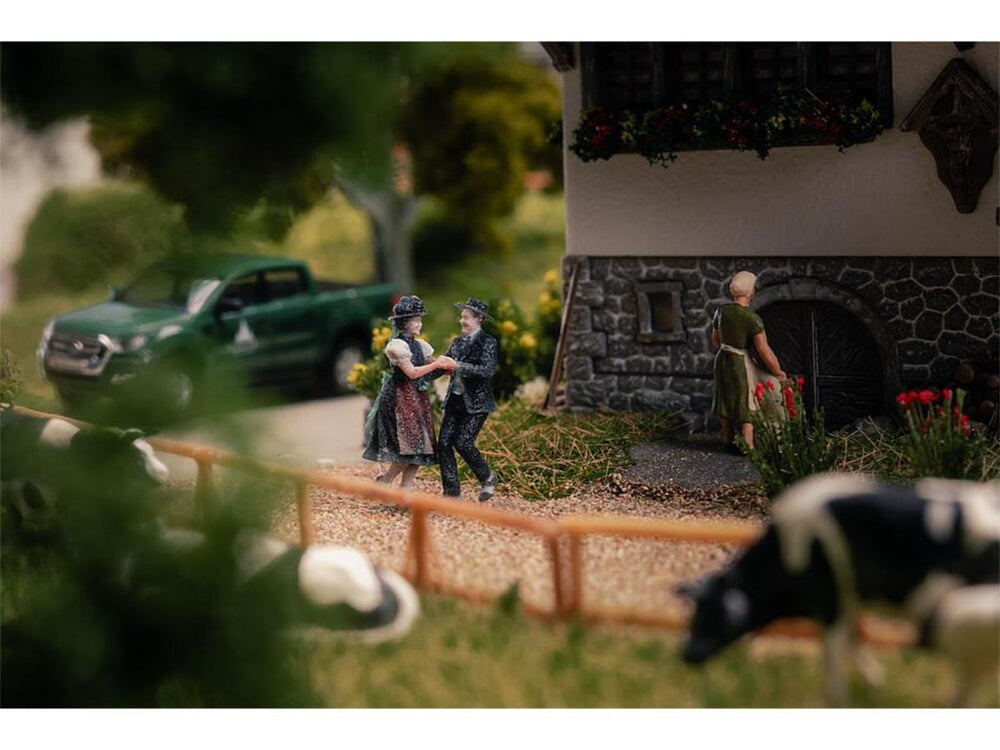 Faller Black Forest Farm w/Figures Anniversary Kit I HO Gauge 130013
