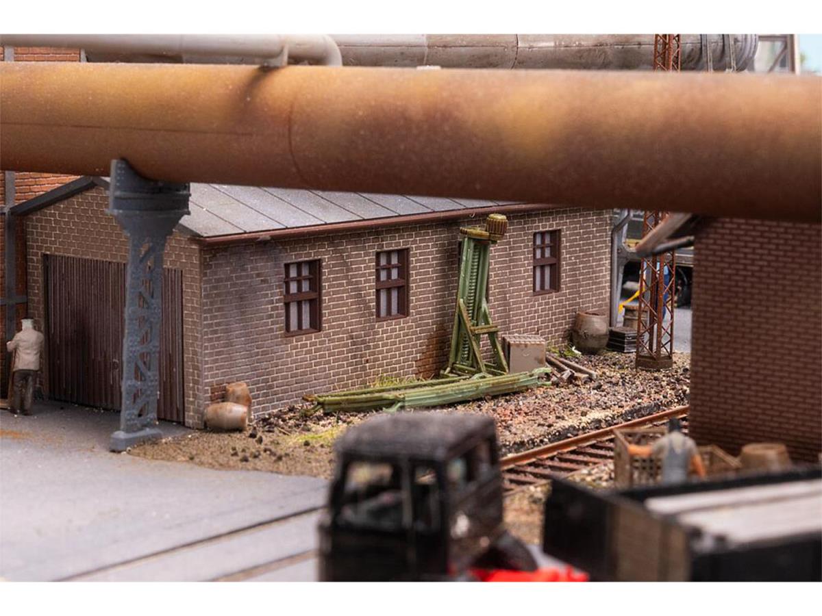 Faller Meiderich Blower Hall with Pipework Kit III HO Gauge 130024