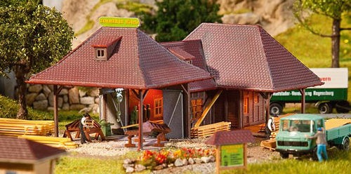 Faller FA130191 Carpenters Workshop Kit III HO Gauge