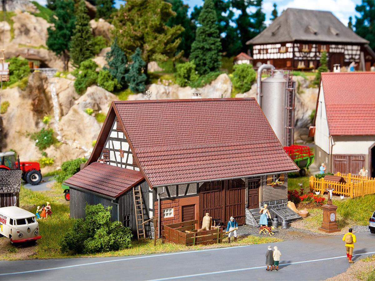 Faller Small Farmhouse Kit I HO Gauge 130536
