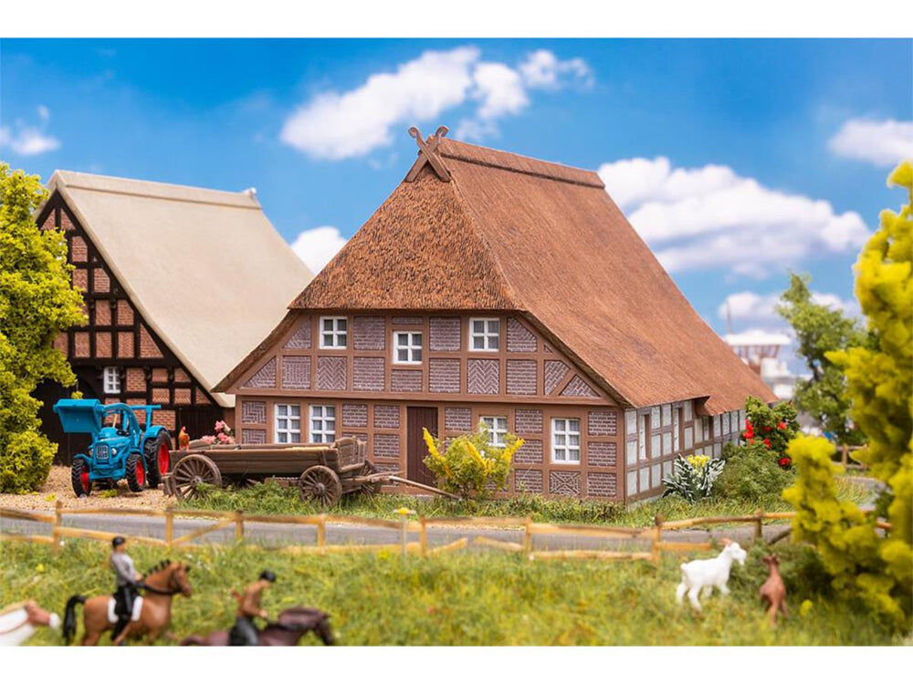 Faller North German Thatched House Kit V HO Gauge 130674