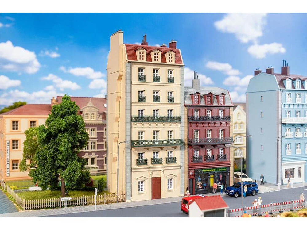 Faller FA130712 Townhouse (6 Storey) Kit III HO Gauge