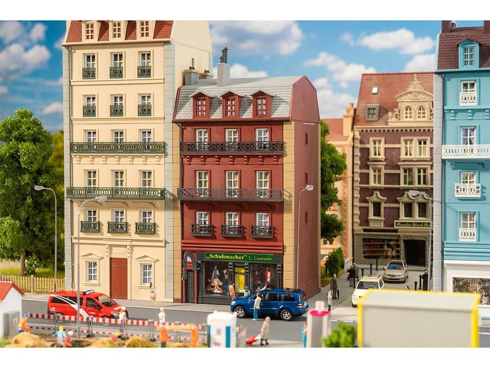 Faller FA130713 Townhouse (4 Storey) Kit III HO Gauge