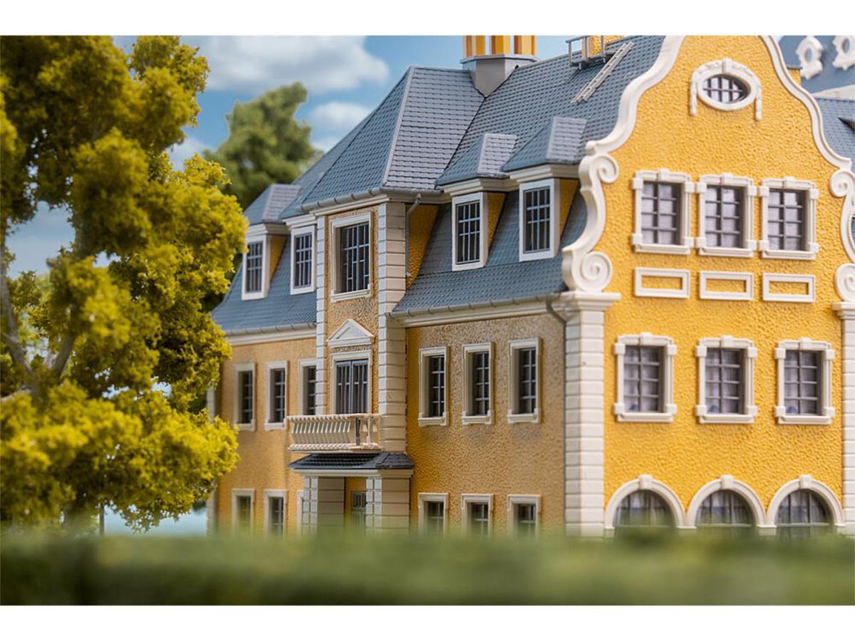 Faller Bellevue Hunting Lodge Kit I HO Gauge 130830