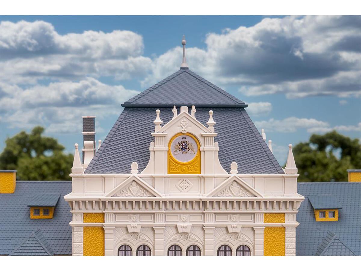 Faller Bellevue Hunting Lodge Kit I HO Gauge 130830