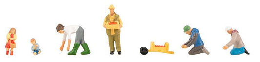 Faller 151659  Strawberry Pickers Figure Set HO