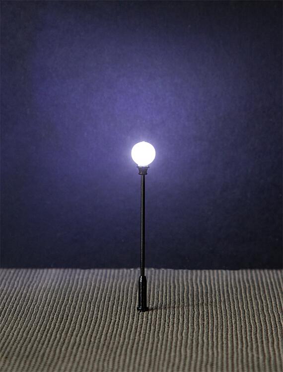 Faller 180104 LED Ball-Style Park Lamp 71mm (3)