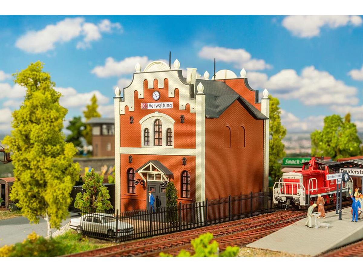 Faller FA191828 DB Administration Building Model of the Month Kit II HO Gauge