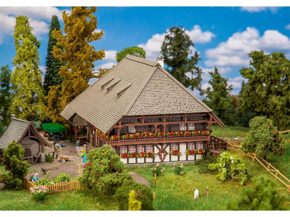 Faller FA191834 Black Forest Farm Model of the Month Kit I HO Gauge