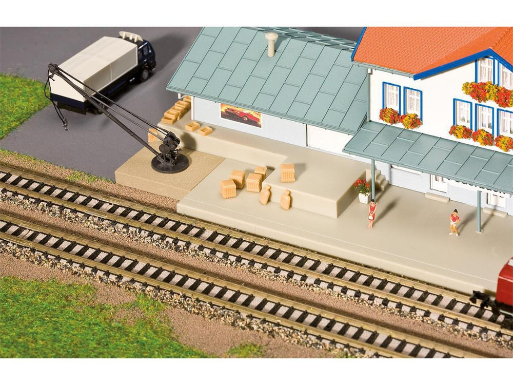Faller FA212110 Feuerbach Station Kit III N Gauge