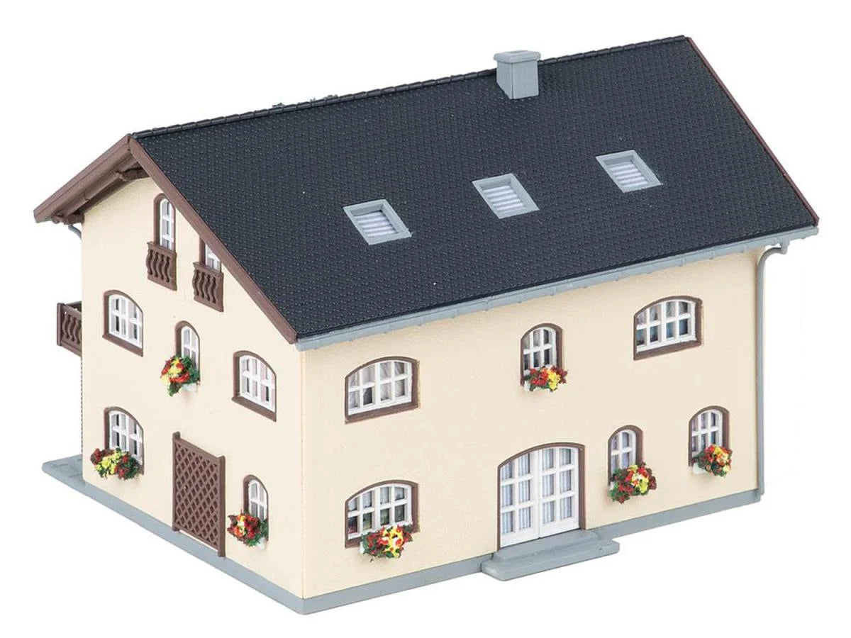 Faller Siena House Model of the Month Kit IV N Gauge 231730