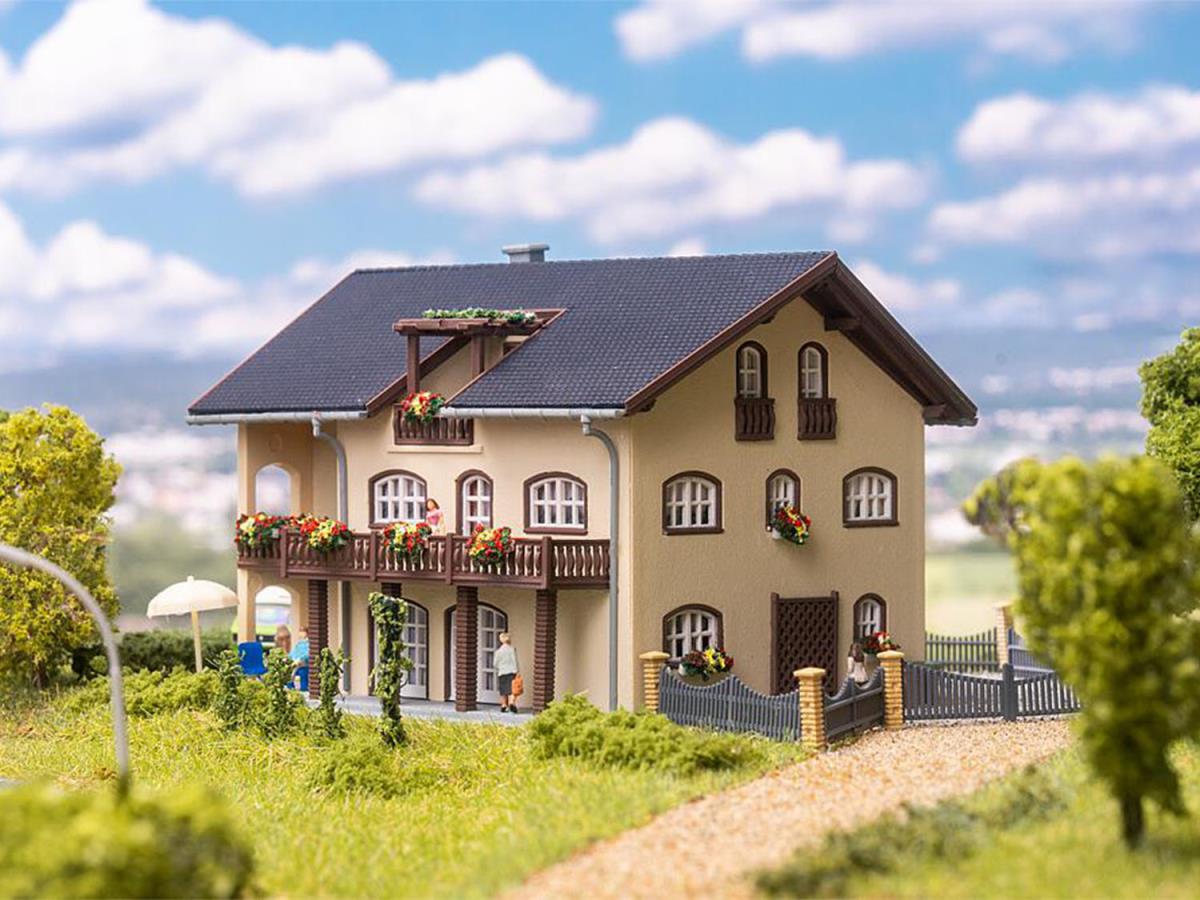 Faller Siena House Model of the Month Kit IV N Gauge 231730
