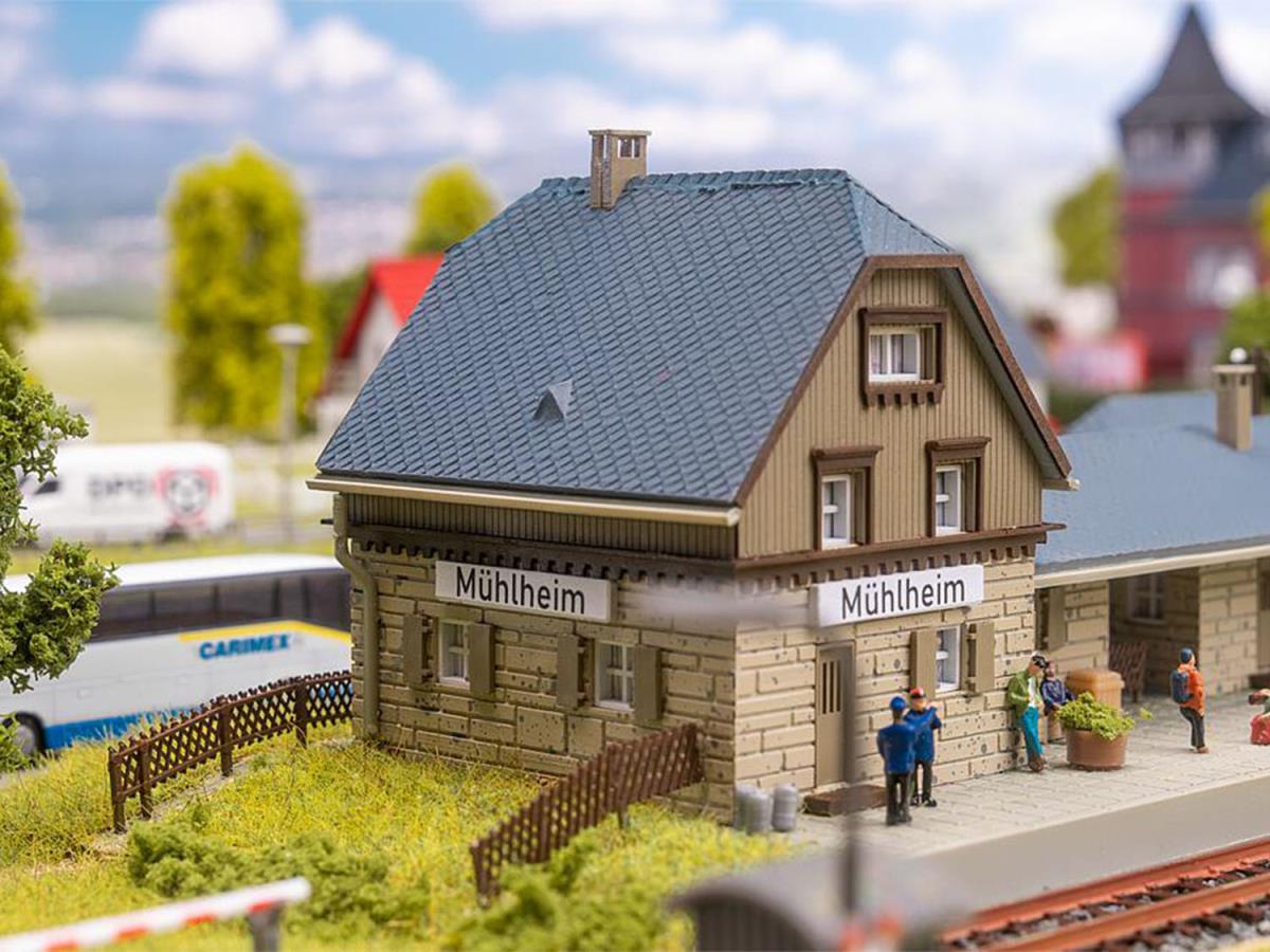 Faller Muhlheim Railway Station Model of the Month Kit III N Gauge 231731