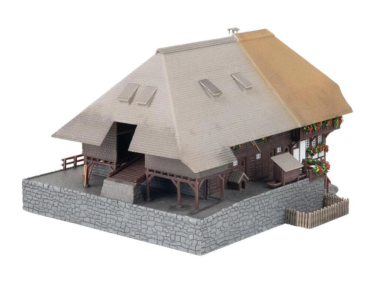 Faller Black Forest Farm w/Figures Anniversary Kit I N Gauge 232010