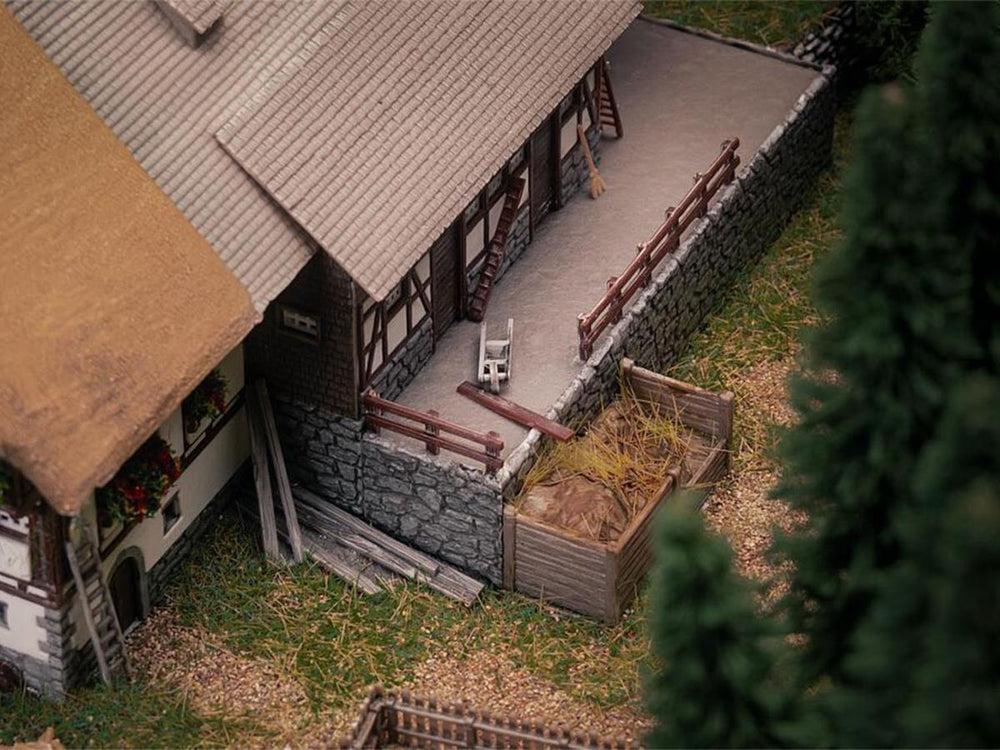 Faller Black Forest Farm w/Figures Anniversary Kit I N Gauge 232010